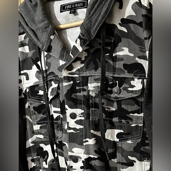 Fire & Rain Camo Denim Knit Hooded Zip-Up Jacket Men’s Large - Picture 4 of 5